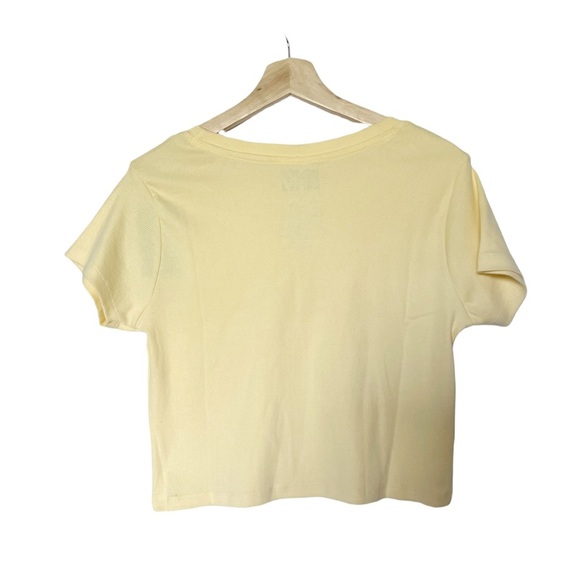 MTV‎ NWT Smiley Ribbed Cropped Tee - Picture 2 of 5